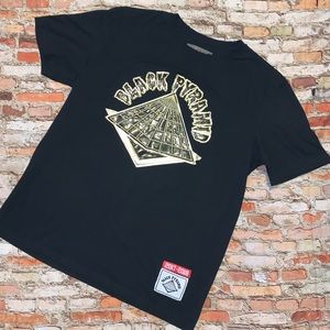Men’s Black Pyramid t-shirt